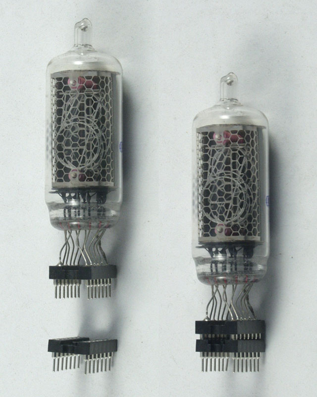 Subminiature tube socket tube version